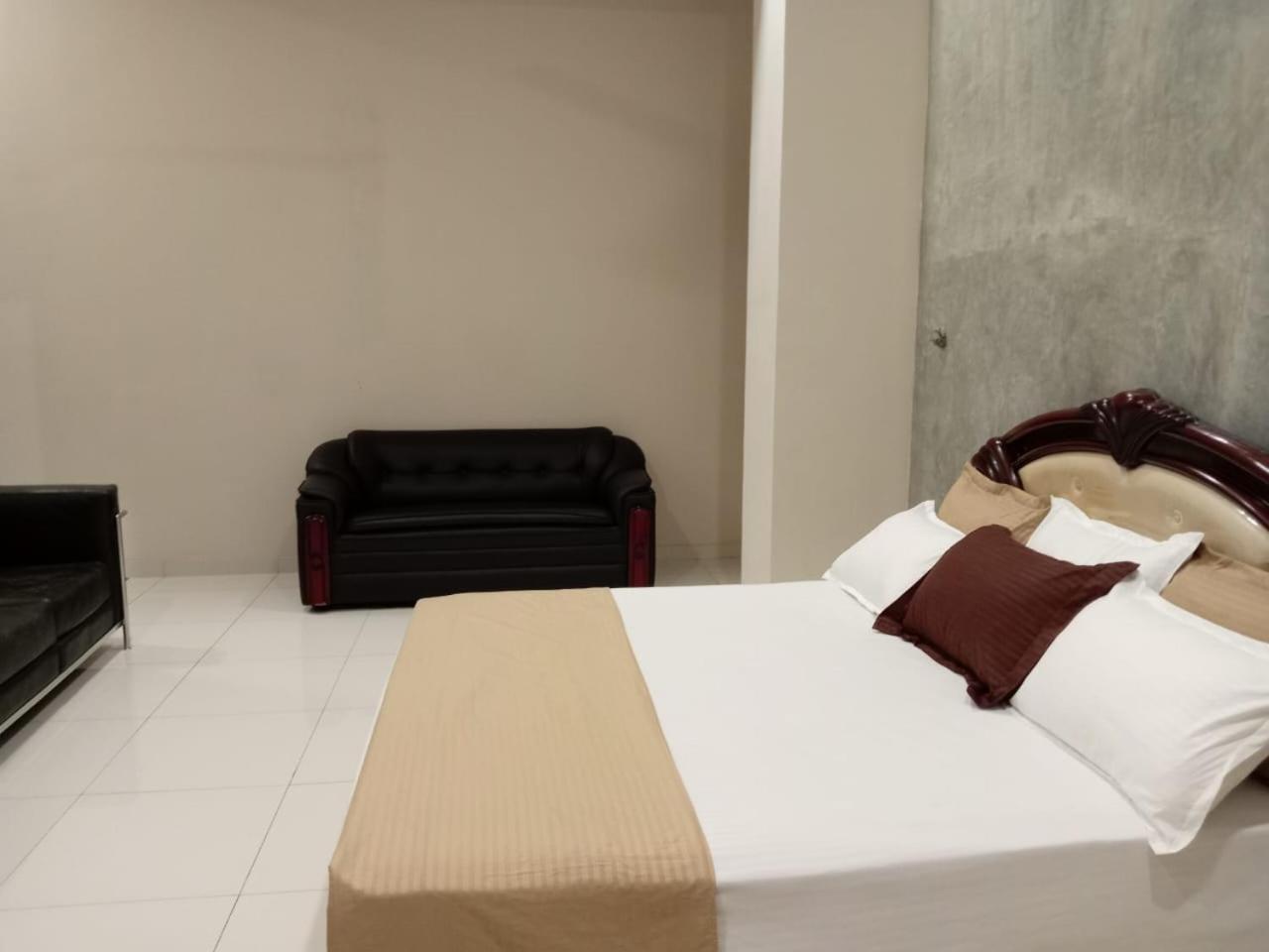 Thalangama Lakeview Lodge Battaramulla Zewnętrze zdjęcie