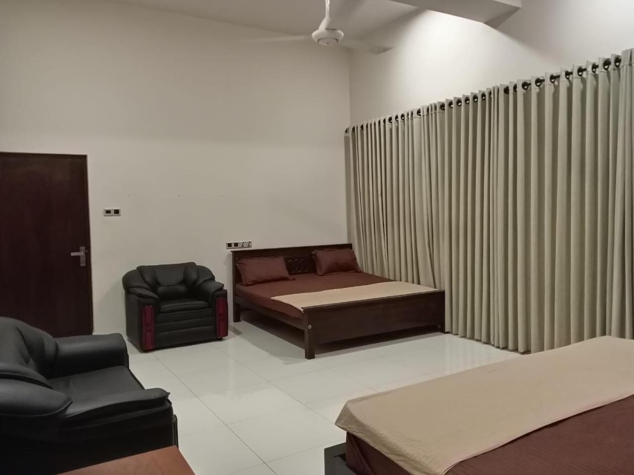 Thalangama Lakeview Lodge Battaramulla Zewnętrze zdjęcie